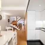 Modern 2-bedroom In The Historic Center * Braga