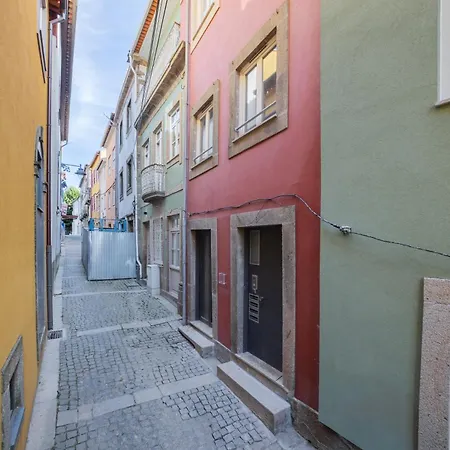 Modern 2-bedroom In The Historic Center Apartament