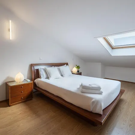 Modern 2-bedroom In The Historic Center Apartment *
