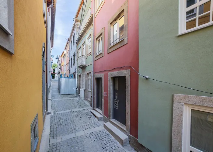 Modern 2-bedroom In The Historic Center Apartment